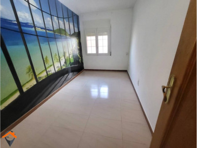 PISO DE 4 HABITACIONES EN LA CREU DE BARBERÁ!!!