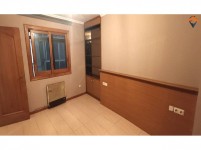 PISO DE 4 HABITACIONES EN LA CREU DE BARBERÁ!!!