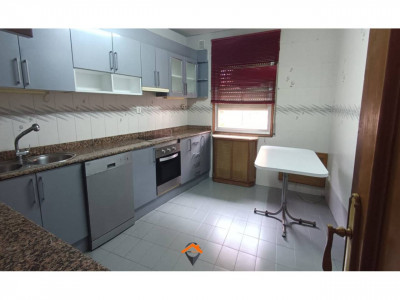 PISO DE 4 HABITACIONES EN LA CREU DE BARBERÁ!!!