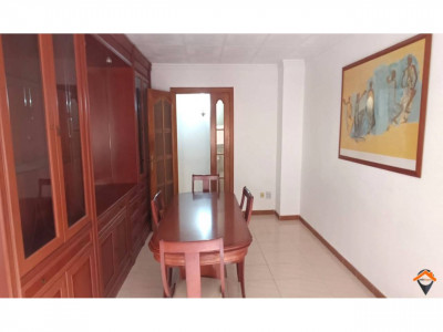 PISO DE 4 HABITACIONES EN LA CREU DE BARBERÁ!!!