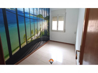 PISO DE 4 HABITACIONES EN LA CREU DE BARBERÁ!!!