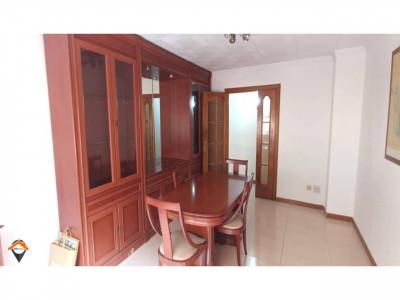 PISO DE 4 HABITACIONES EN LA CREU DE BARBERÁ!!!