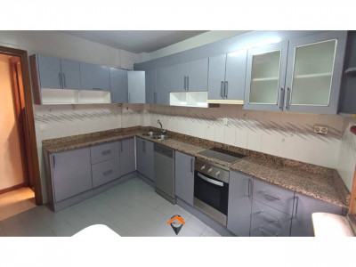 PISO DE 4 HABITACIONES EN LA CREU DE BARBERÁ!!!