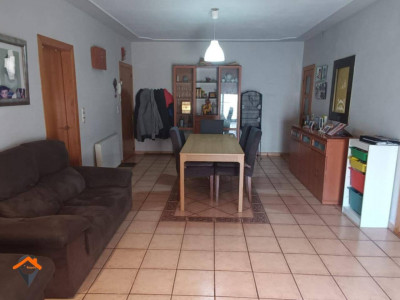 PISO DE 92m² CON TAL SOLO 2 VECINOS!