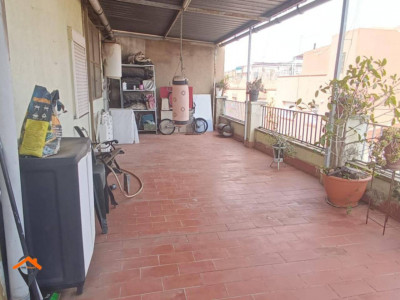 PISO DE 92m² CON TAL SOLO 2 VECINOS!