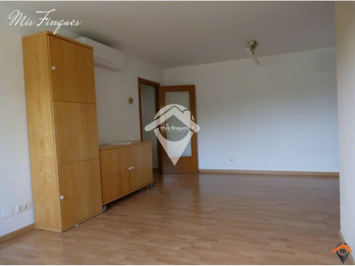 PISO DISPONIBLE EN ALQUILER PISO, PARQUING Y TRASTERO SANT QUIRZE V.