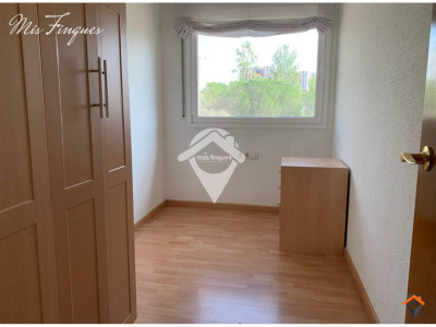 PISO DISPONIBLE EN ALQUILER PISO, PARQUING Y TRASTERO SANT QUIRZE V.