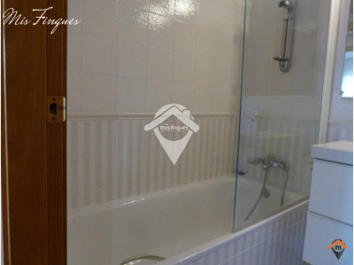 PISO DISPONIBLE EN ALQUILER PISO, PARQUING Y TRASTERO SANT QUIRZE V.