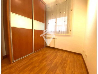 PISO EN ALQUILER CON PARKING DISPONIBLE