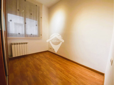 PISO EN ALQUILER CON PARKING DISPONIBLE