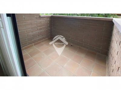 PISO EN ALQUILER CON PARKING DISPONIBLE