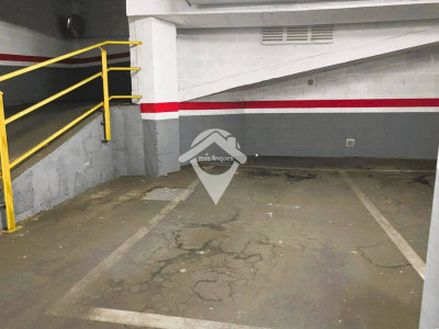 PISO EN ALQUILER CON PARKING DISPONIBLE