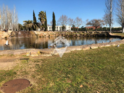 Piso, local y nave  en venta en Sant Quirze del Vallès