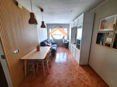 PISO PARA ENTRAR A VIVIR EN CA N'ORIAC CON PATIO COMUNITARIO AL LADO DE LA AVDA MATADEPERA!!