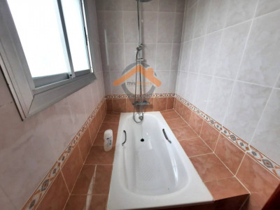 PISO PARA ENTRAR A VIVIR EN CA N'ORIAC CON PATIO COMUNITARIO AL LADO DE LA AVDA MATADEPERA!!