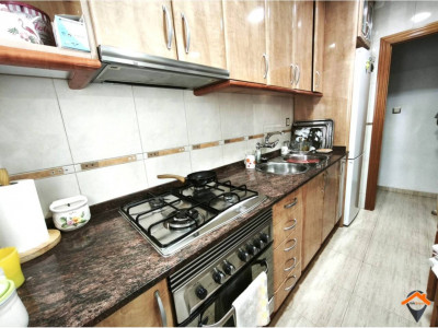 PISO SOLEADO Y CON BALCÓN EN CAN RULL!!