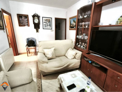 PISO SOLEADO Y CON BALCÓN EN CAN RULL!!