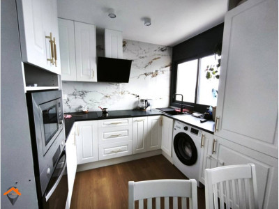 PISO TOTALMENTE REFORMADO, EXTERIOR Y MUY LUMINOSO – ¡LISTO PARA ENTRAR A VIVIR!