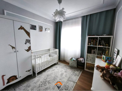 PISO TOTALMENTE REFORMADO, EXTERIOR Y MUY LUMINOSO – ¡LISTO PARA ENTRAR A VIVIR!