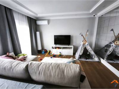 PISO TOTALMENTE REFORMADO, EXTERIOR Y MUY LUMINOSO – ¡LISTO PARA ENTRAR A VIVIR!