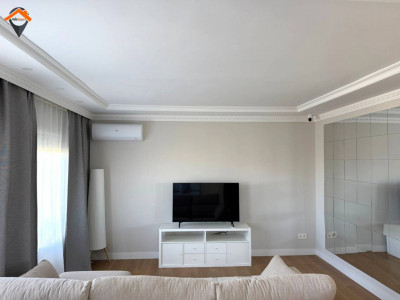 PISO TOTALMENTE REFORMADO, EXTERIOR Y MUY LUMINOSO – ¡LISTO PARA ENTRAR A VIVIR!