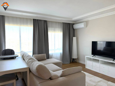 PISO TOTALMENTE REFORMADO, EXTERIOR Y MUY LUMINOSO – ¡LISTO PARA ENTRAR A VIVIR!