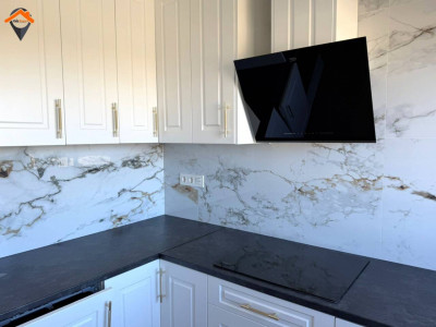 PISO TOTALMENTE REFORMADO, EXTERIOR Y MUY LUMINOSO – ¡LISTO PARA ENTRAR A VIVIR!