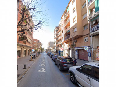 PLANTA BAJA A REFORMAR EN EL CENTRO DE BARBERÀ DEL VALLES, AL LADO DEL AYUNTAMIENTO!
