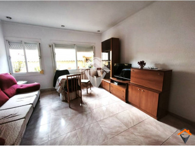 PLANTA BAJA ACOGEDORA EN ZONA TRANQUILA Y BIEN COMUNICADA