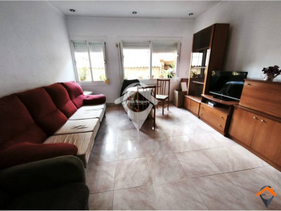 PLANTA BAJA ACOGEDORA EN ZONA TRANQUILA Y BIEN COMUNICADA