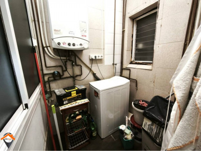 PLANTA BAJA ACOGEDORA EN ZONA TRANQUILA Y BIEN COMUNICADA!! 