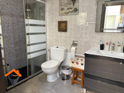 PLANTA BAJA CON ENTRADA INDEPENDIENTE CON PATIO DE 30M2!!