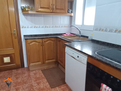 PLANTA BAJA CON ENTRADA INDEPENDIENTE CON PATIO Y TERRAZA