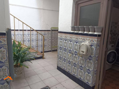 PLANTA BAJA CON ENTRADA INDEPENDIENTE CON PATIO Y TERRAZA