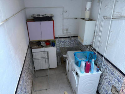 PLANTA BAJA CON ENTRADA INDEPENDIENTE CON PATIO Y TERRAZA