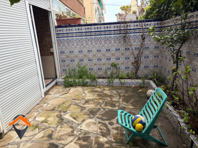 PLANTA BAJA CON PATIO  A 3 MIN. DE LA PLAYA!!!!