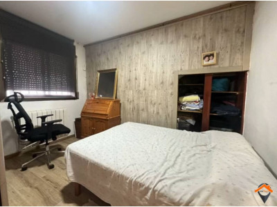 PLANTA BAJA LUMINOSA Y ACTUALIZADA JUNTO AL PARC DEL NORD!! 