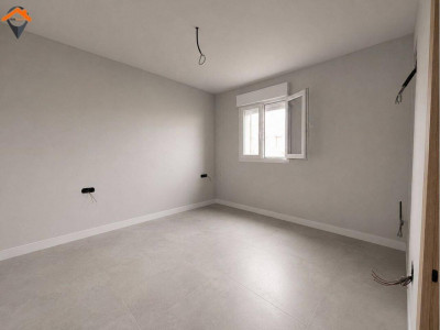 ¡PLANTA BAJA NUEVA A ESTRENAR CON PATIO DE 12 M² JUNTO AL PARC CENTRAL!
