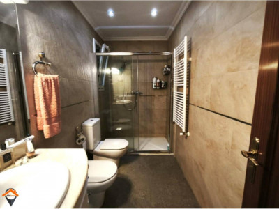 PLANTA BAJA PARA ENTRAR A VIVER EN TERMES-SABADELL (ANTES 3 HABITACIONES)