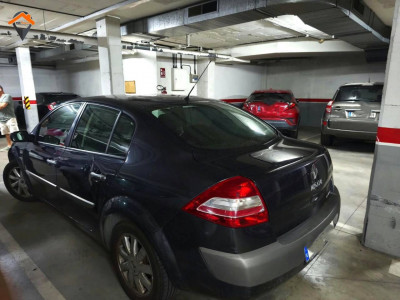 PLAZA DE PARKING AMPLIA EN VENTA JUNTO A QUIRÓN – EIXAMPLE DE SABADELL