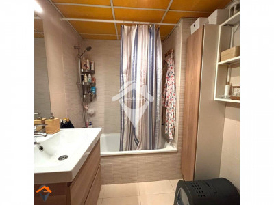 PRECIOSO PISO REFORMADO EN EXCELENTE UBICACION