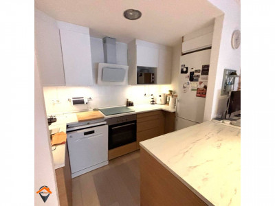 PRECIOSO PISO REFORMADO EN EXCELENTE UBICACIÓN!! 