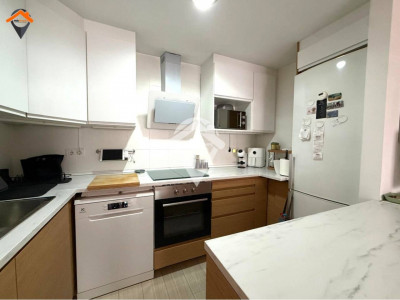 PRECIOSO PISO REFORMADO EN EXCELENTE UBICACION