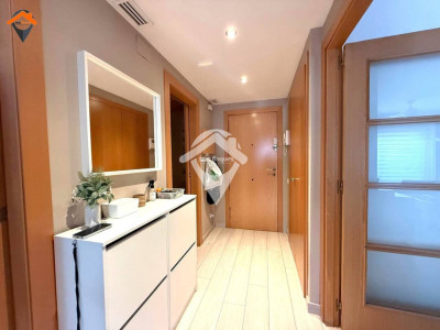 PRECIOSO PISO REFORMADO EN EXCELENTE UBICACION