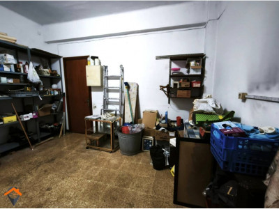 PROPIEDAD CON DOBLE USO RESIDENCIAL Y COMERCIAL EN BUENA UBICACIÓN!! 