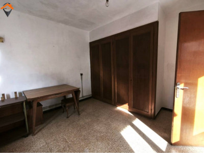 PROPIEDAD CON DOBLE USO RESIDENCIAL Y COMERCIAL EN BUENA UBICACIÓN!! 