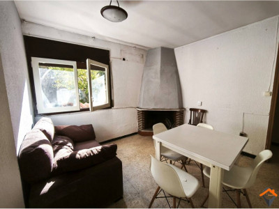 PROPIEDAD CON DOBLE USO RESIDENCIAL Y COMERCIAL EN BUENA UBICACIÓN!! 