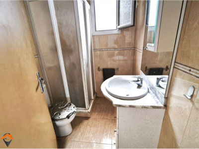 PROPIEDAD CON DOBLE USO RESIDENCIAL Y COMERCIAL EN BUENA UBICACIÓN!! 