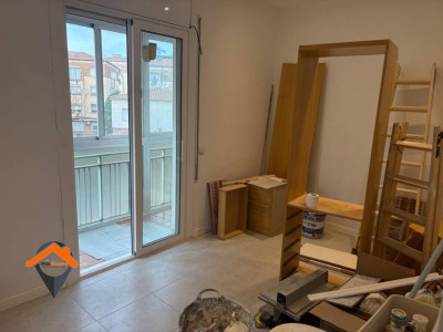 REFORMADO A ESTRENAR , CON TRASTERO Y JUNTO MERCADO CREU ALTA!!!