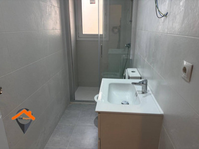 REFORMADO A ESTRENAR , CON TRASTERO Y JUNTO MERCADO CREU ALTA!!!